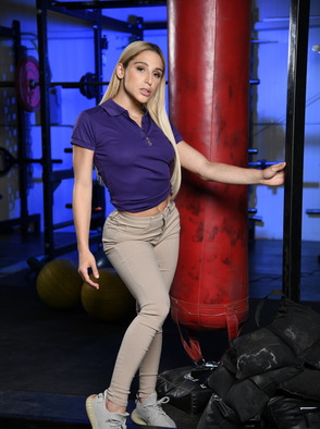 Abella Danger Relaxing After Gym