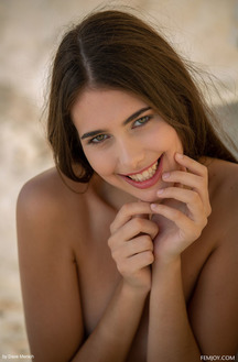 Katrine Pirs Beautiful Girl Next Door Model