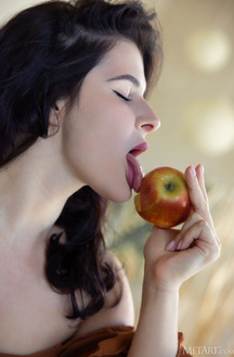 Pandora Red Her Lovely Breasts Bouncing Free As She Bends Over To Flaunt Her Luscious Bubble Butt