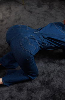 Leya Desantis Revealing The Lacy Lingerie Beneath