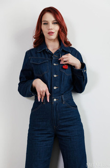 Leya Desantis Revealing The Lacy Lingerie Beneath