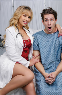 Carmen Caliente Surprises Parker With Silken Touch In Her Clinic Fantasy