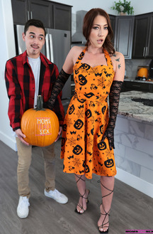 Whitney Oc Get The Pussy Party Going