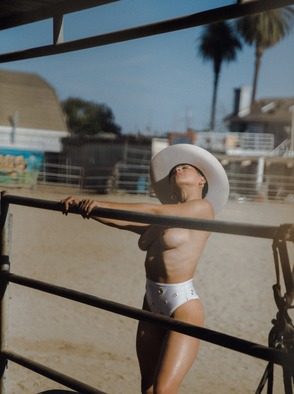 Mia Valentine Spends The Afternoon When Fully Nude