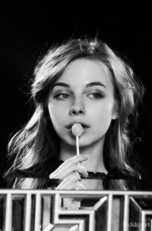 Siya Very Beautiful Brunette Teen