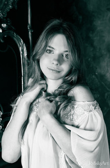 Siya Very Beautiful Brunette Teen