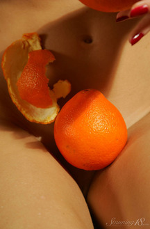Nansy Getting Naked And Reases With Oranges