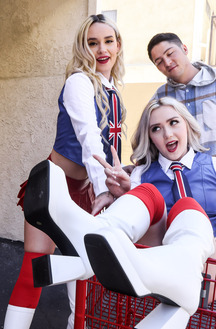 Eva Nyx And Khloe Kingsley Growling Over Cock In Step-sister Rivalry
