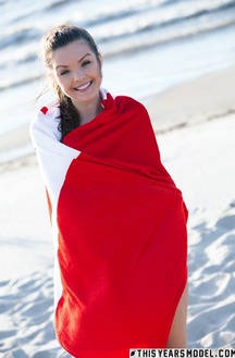 Michelle Jean Strips Her Red Bikini At The Beach