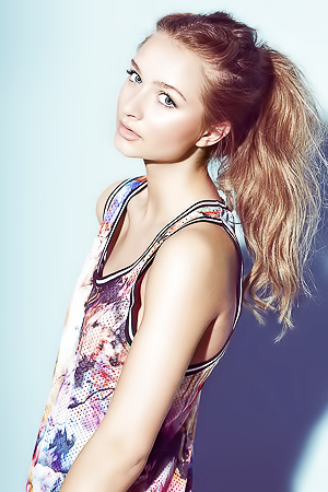 Models With Ponytail Hairstyles