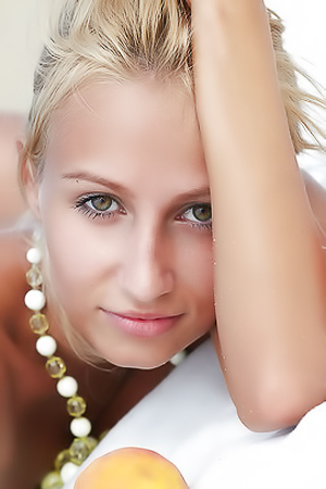 Teen Nudist Afina