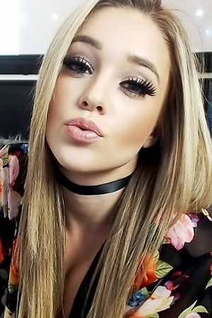 Kali Rose Strsips Off Her Floral Nightie