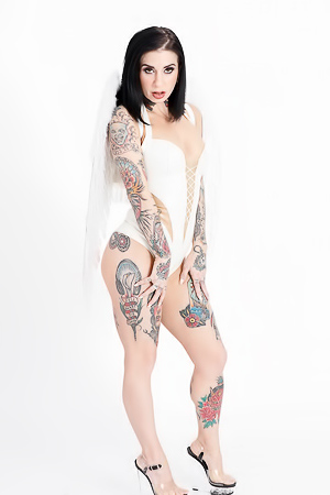 Girl With Tattooes Joanna Angel