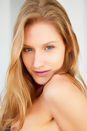 Hungarian Girl Tiffany Tatum Getting Wet