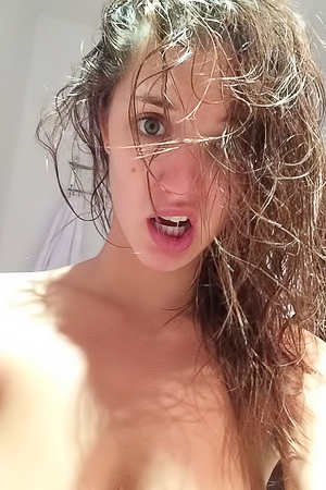 Alyssa Arce selfies