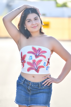 Luna flashing outdoor