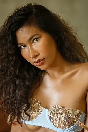 Niki Smiles As The Light And Shadow Play Over Her Gorgeous Body