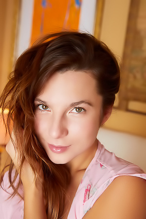 Belka Rolling Around On The Bed To Flaunt Her Curvaceous Booty