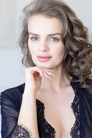 Anna Vega Inviting You To Admire Her Lovely Breasts And Flawless Booty