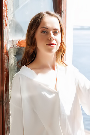 Margot Ferns Brunette Allure Unveiled On A Naked Sightseeing Adventure