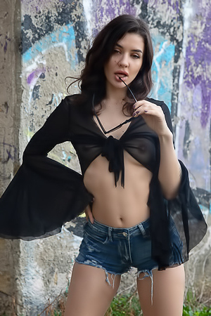 Blanche Outdoors - Magnetic Energy