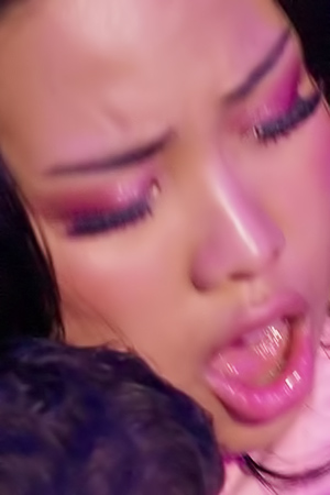 Vivienne Vo Rides Hard On The Kitchen Counter For A Sloppy Facial