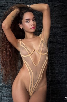 Dulce Smiles With Selfie Greetings And Shows Her Boobs