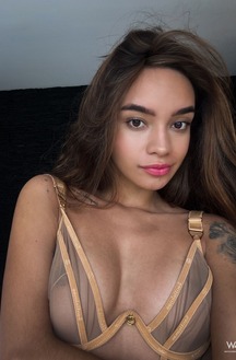 Dulce Smiles With Selfie Greetings And Shows Her Boobs
